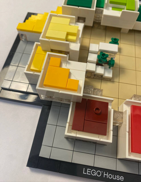 //st.bricker.ru/images/uploads/thumbs/optim/1/posts/lego_21037/21037-53.png