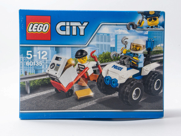 Обзор LEGO 60135 ATV Arrest (Полицейский квадроцикл)  или как достали эти полицейские квадроциклы :)